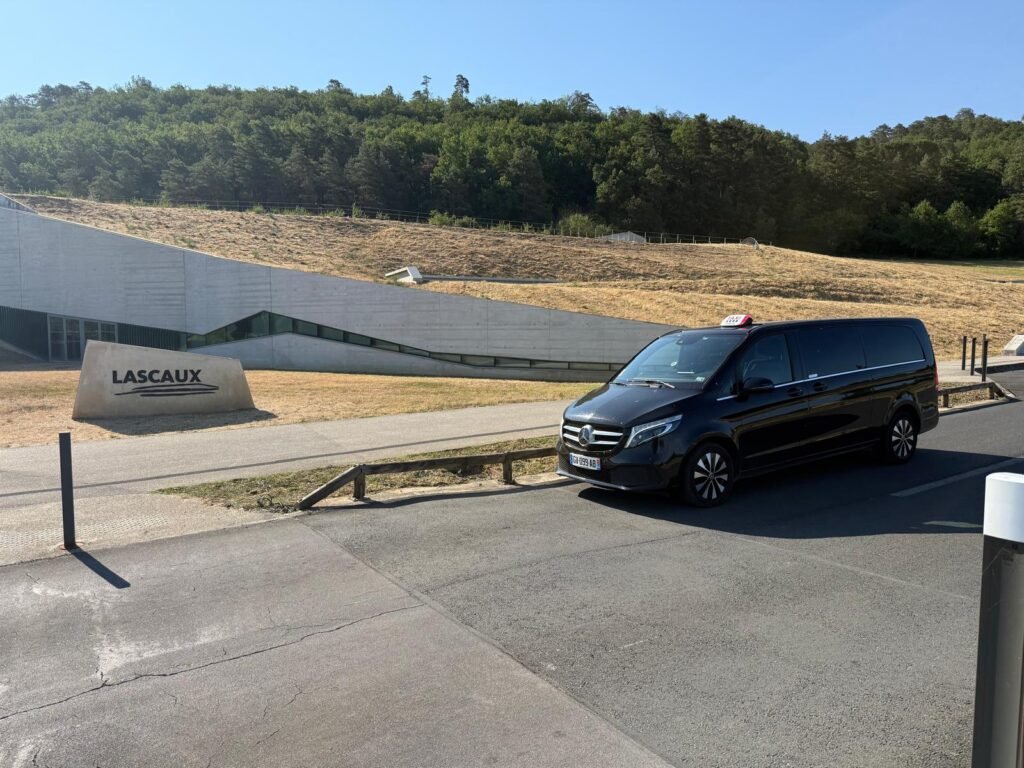 Transfert vers les Grottes de Lascaux IV
